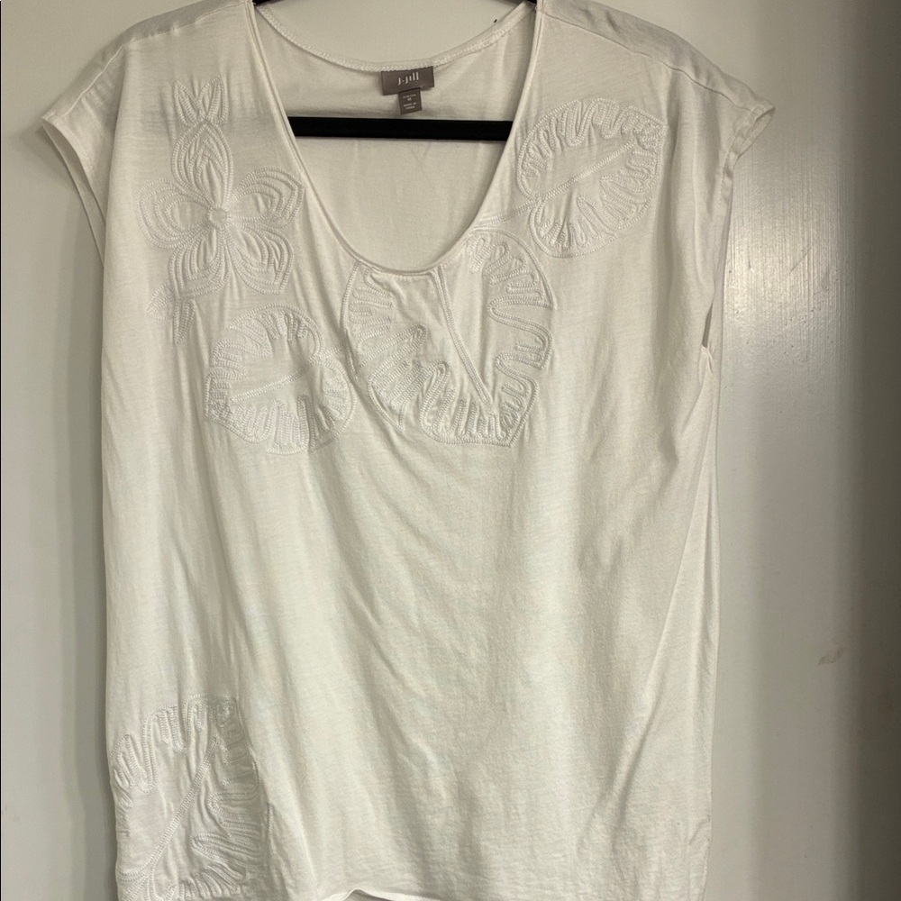 J. Jill White Floral Embroidered Sleeveless Top